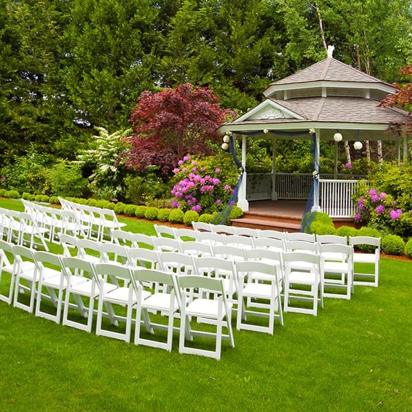 wedding & event trailers can provide transportation for guests to and from the event location